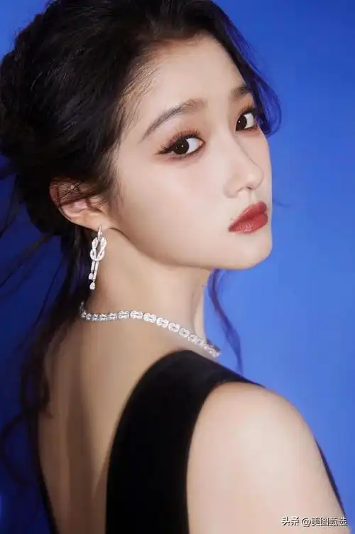 关晓彤的关毛晓彤的毛啷个你最稀罕哪个撒