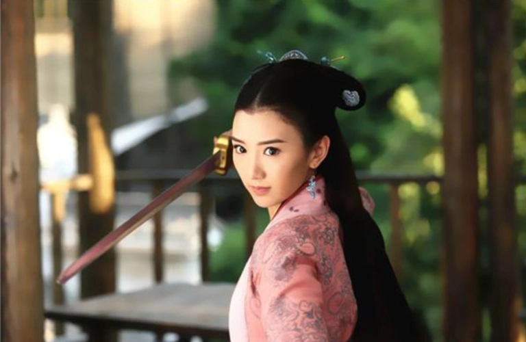 神雕侠侣中郭芙为什么讨厌杨过,终于知道真相了