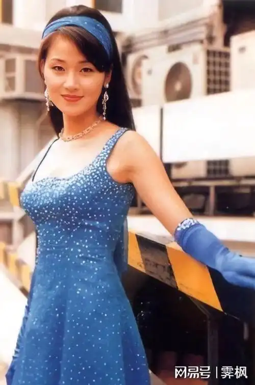 明星怀旧系列图片壁纸万绮雯