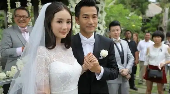 杨幂刘恺威结婚照欣赏