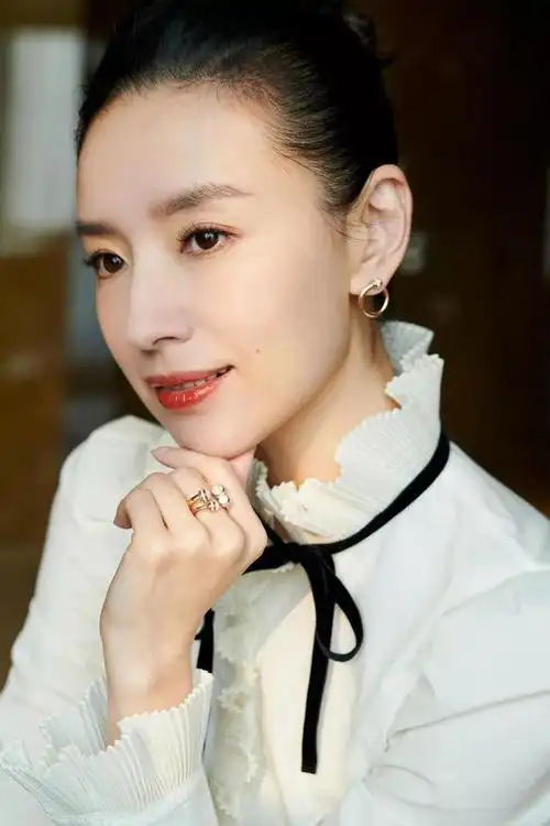 董洁高清图片董洁最近照片大全董洁高清写真照来了