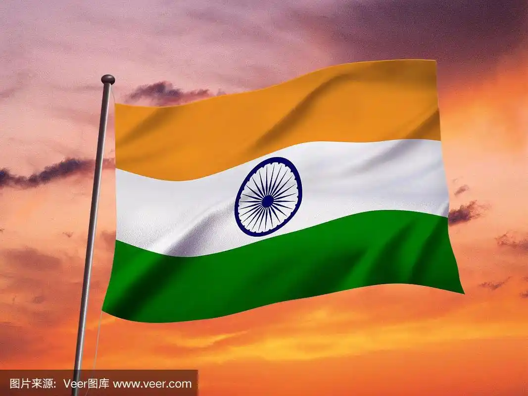 印度国旗在风中飘扬