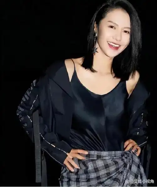 妻子是谭维维现在40岁没孩子平凡日子过得依旧很幸福