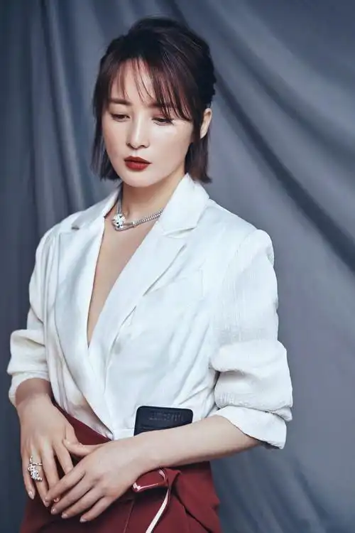 蒋勤勤贵妇,高清图片,手机壁纸