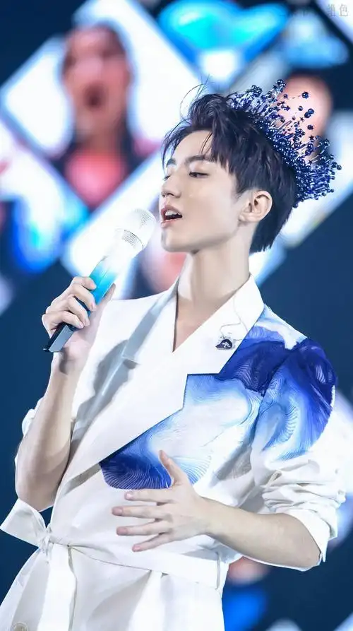 王俊凯个唱舞台