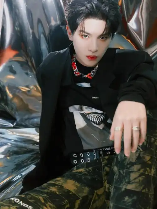 黄明昊  #jjjustin0219  好帅好帅还是好帅