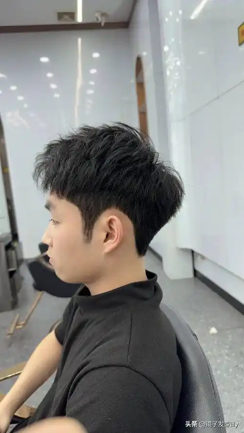 新时尚男发100款,帅气有型不落伍,赶快试试吧_发型_头发_短发