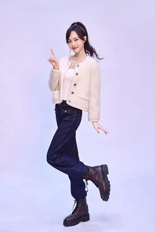 糖总唐嫣的秋游会穿搭来啦甜美度直接upup