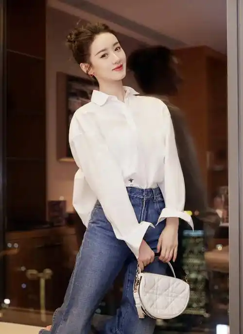 女星丫头袁冰妍写真出水芙蓉静娴温婉