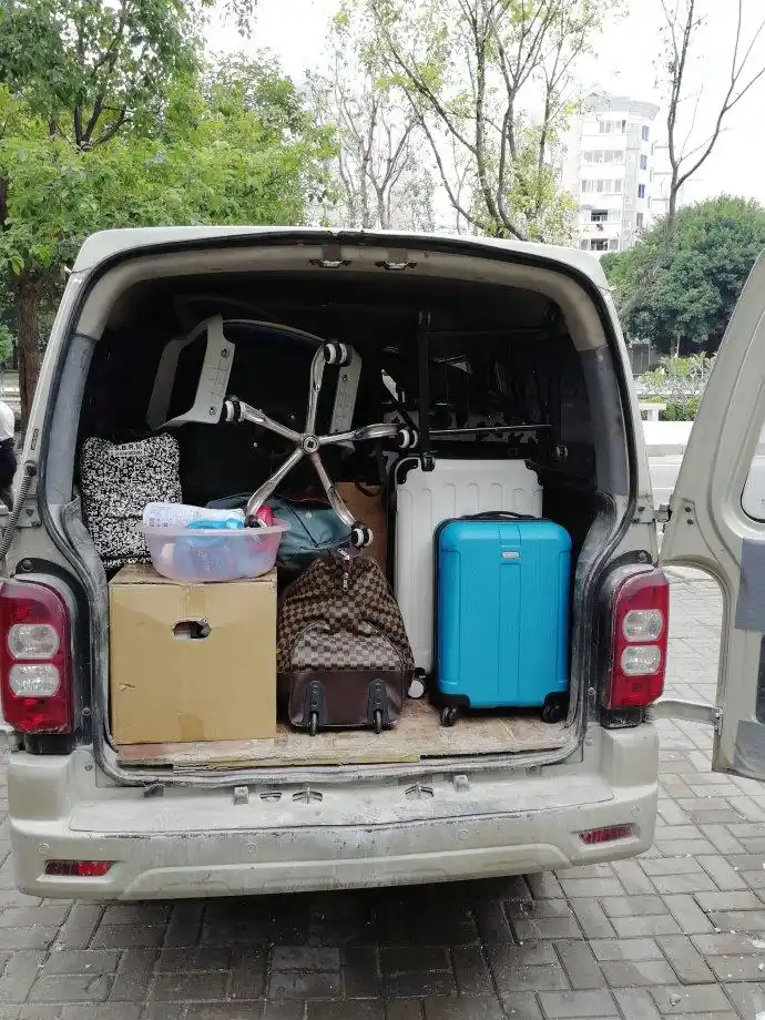 面包车怎么合法拉货「面包车怎样拉货不罚款」