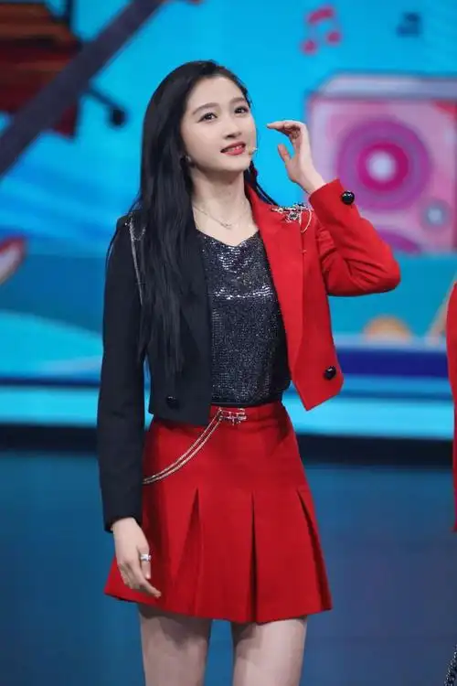 关晓彤甜酷眼镜杀##关晓彤王牌对王牌