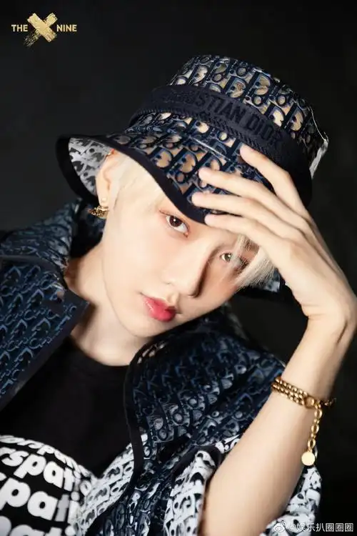 刘雨昕复古雨衣外套##dior大秀