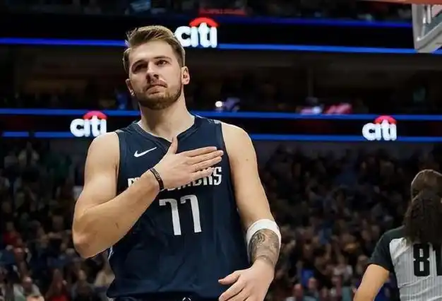 nba77年来无人达成的纪录,被东契奇创造了|库里|独行侠|犹他爵士队