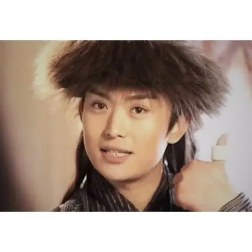 萍踪侠影 黄海冰