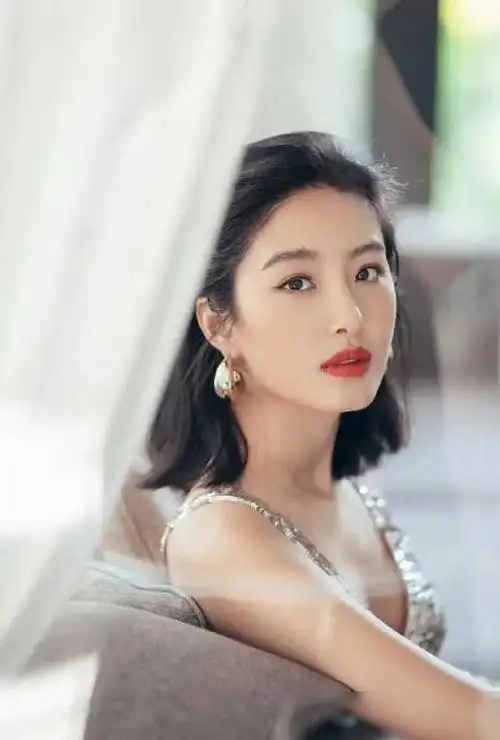 这一次,离开陈金飞杨采钰,把她的"尴尬"展现得淋漓尽致|刘亦菲|娱乐圈