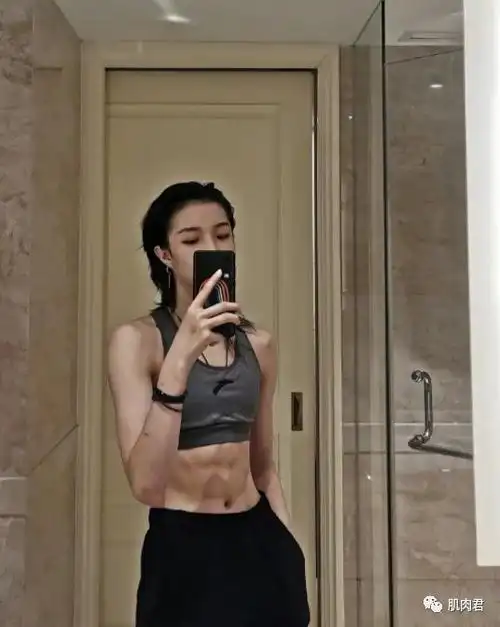 女运动员的肌肉线条也太美了.