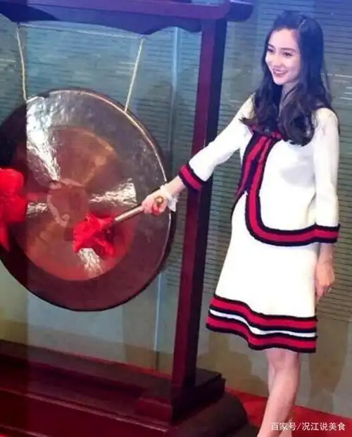 女星怀孕大盘点:吉娜没变化,杨幂杨颖只胖肚子,只有她全身胖