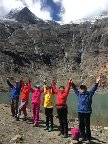 杭州六人集体照