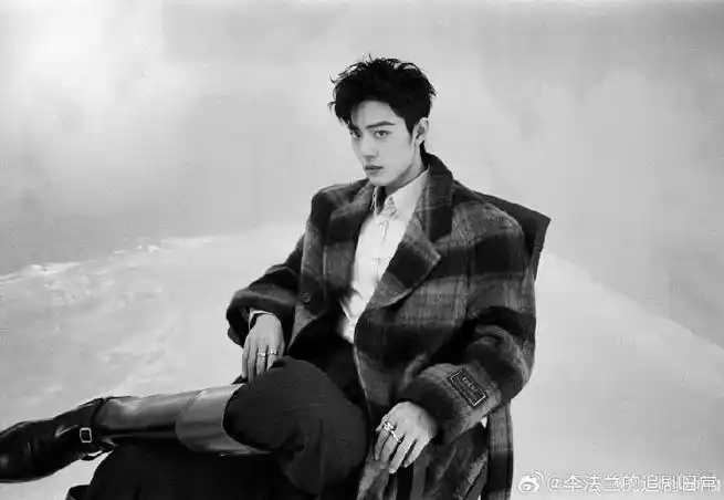 肖战大学是设计专业的