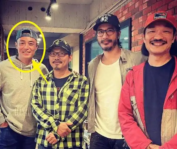 霍建华王力宏晒同框照,和51岁的方文山对比,二人的脸部变化让人看愣