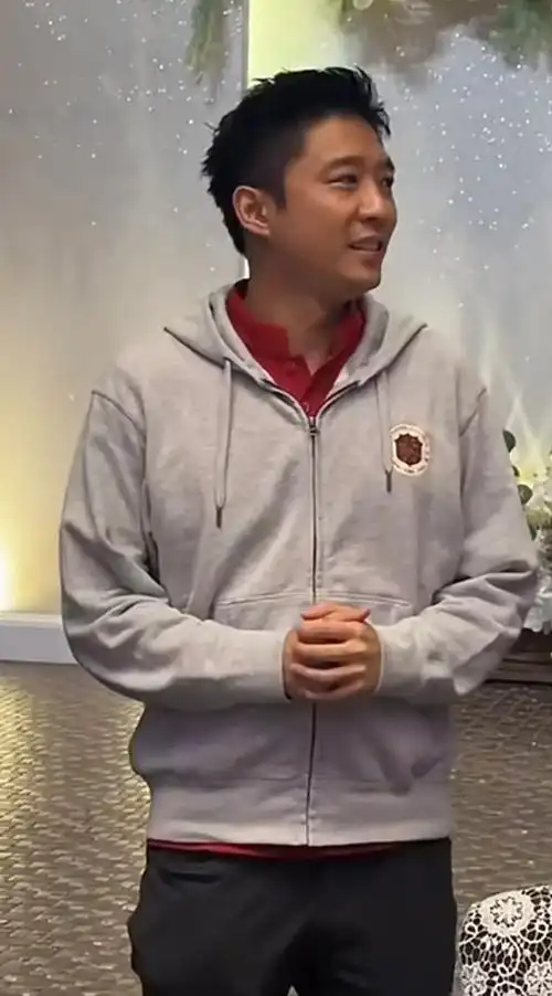 霍启山:香港钻石王老五40岁仍单身,到底哪个女孩会如此幸运?