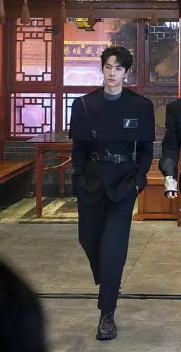 代价惨烈,黑粉手段升级,2021年王一博形势严峻