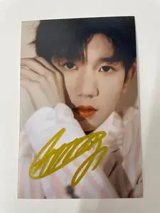 王源签名照(亲签)王源亲笔签名明星签名照