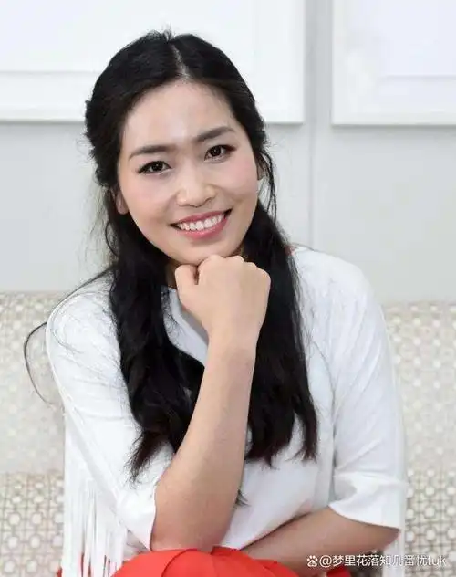 再见,张艺谋;你好,张末!一张照片预示着张家父女交接成功