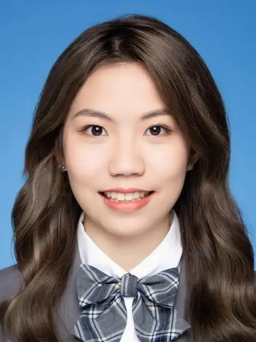 证件照安排,这次真的是韩系女生天真蓝的化妆师小姐姐太体贴了,妆画的