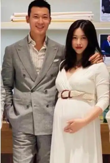 朱珠老公凤凰男