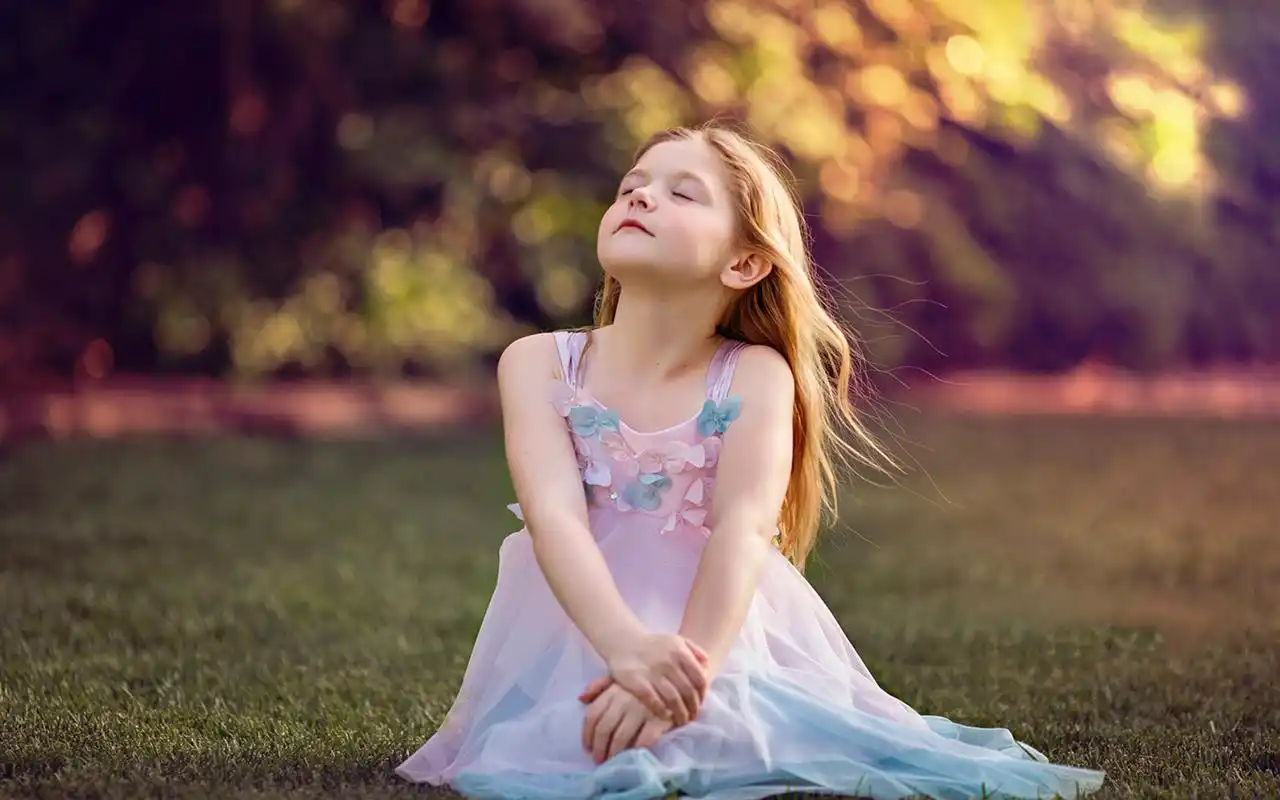 欧洲天真可爱小女孩唯美非主流高清写真桌面壁纸(二)