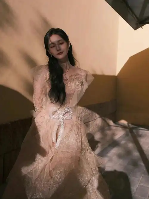 李一桐身穿sophie回归天界当仙子啦78