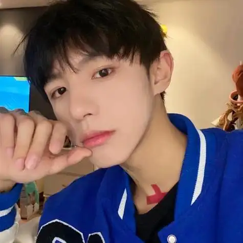 小清新特别有魅力的帅哥头像图片帅气图片大全