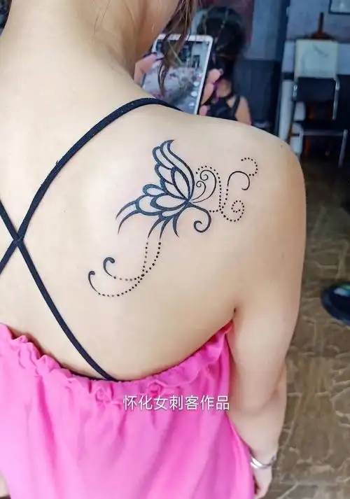 后肩纹身图片植物图腾纹身图案