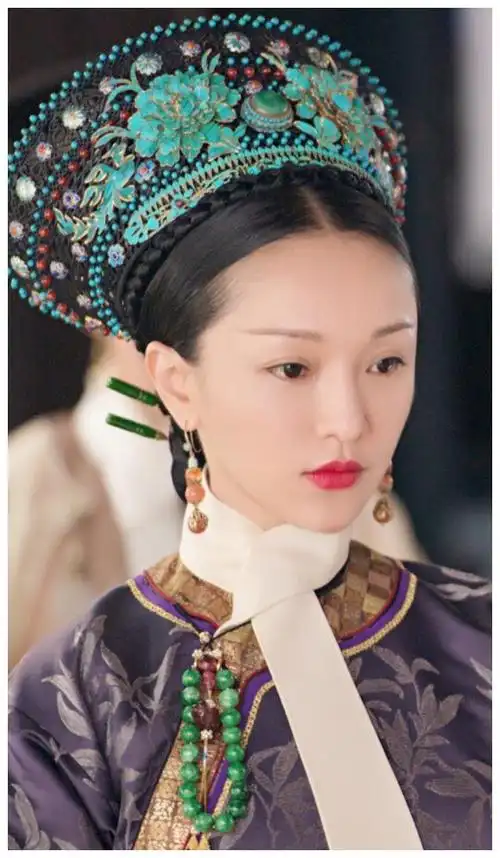 周迅揭露如懿传尴尬真相指责涉及违规用语震惊网友