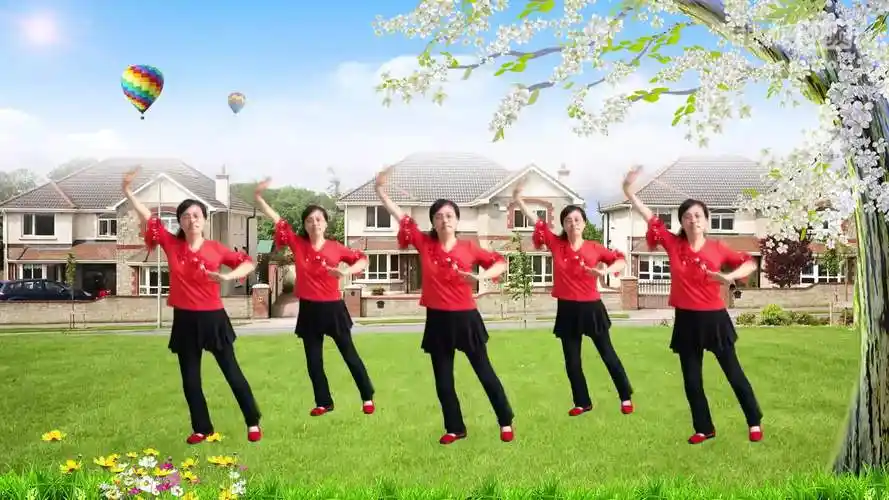 广场舞《最美的爱》珍儿最新表演