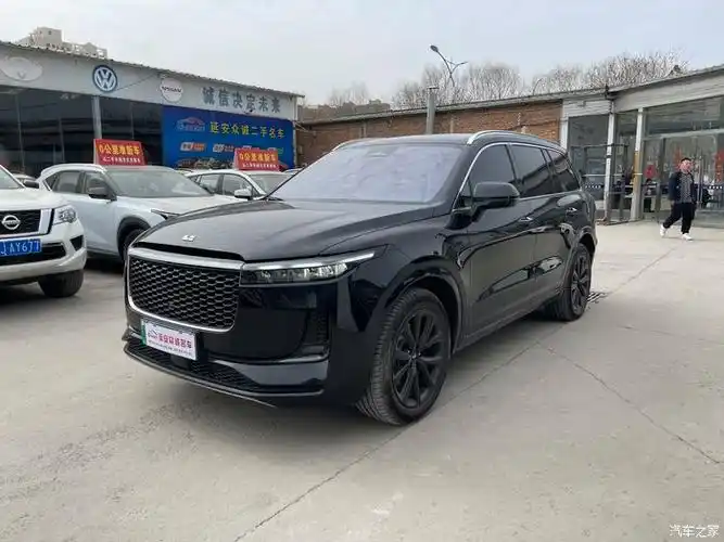 23年4月理想汽车理想one21款增程6座版