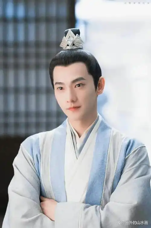 所有人都在夸杨洋的古装,只有我觉得他的古装造型一般吗?