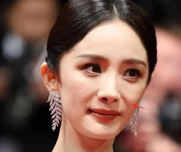 蜂腰翘臀的杨幂,接地气的章子怡,戛纳这一夜,女星审美