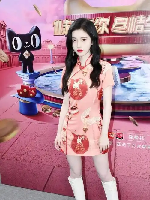 鞠婧祎毫不在意身高穿旗袍竟然意外惊艳不愧是四千年美女