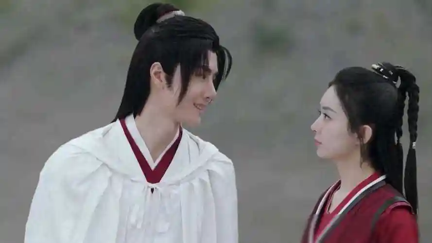 《有翡》,赵丽颖临时救场却被坑,又是这个导演害了她_合作_王一博