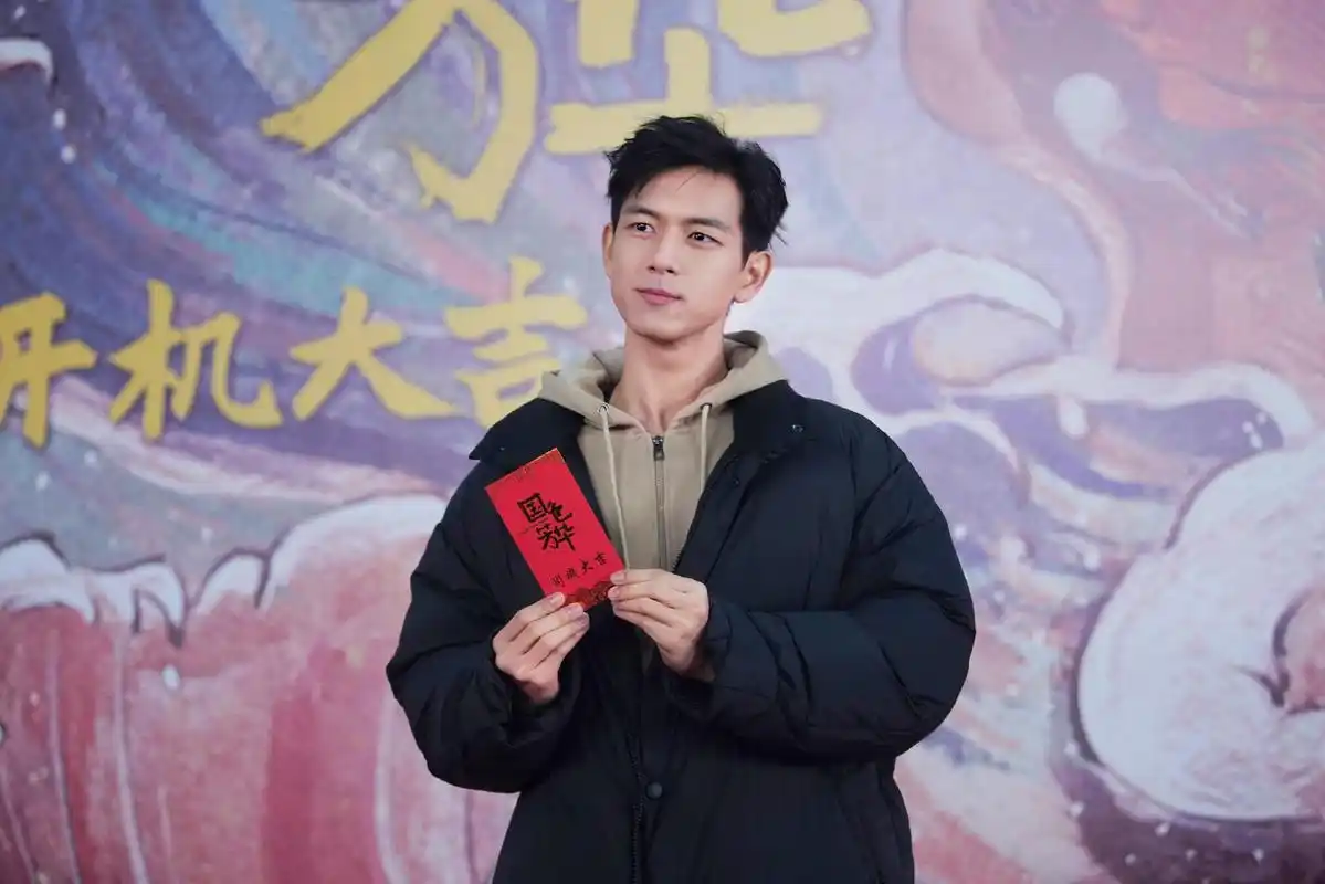 尘埃落定》:李现或将首搭古力娜扎 李现或将出演新丽出品的年代大剧