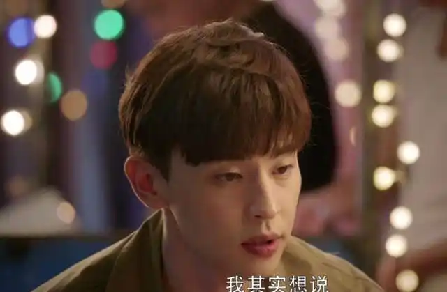 邓伦挑大梁的四部剧每一部人气都很高最后一部因尺度大被禁播