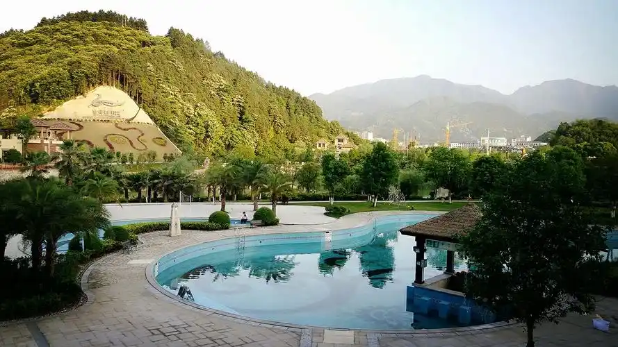 江西宜春温汤镇