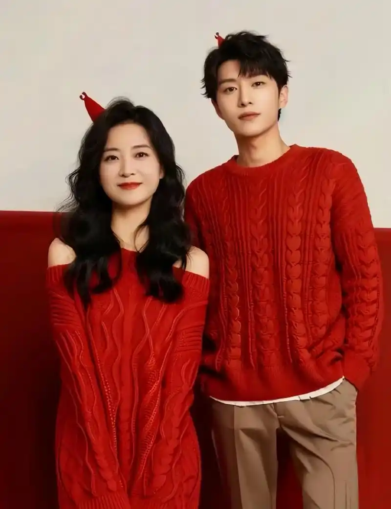 贾玲跟范丞丞磕cp看着还挺有情侣相呢[偷笑]玲姐瘦了是挺美的#热点