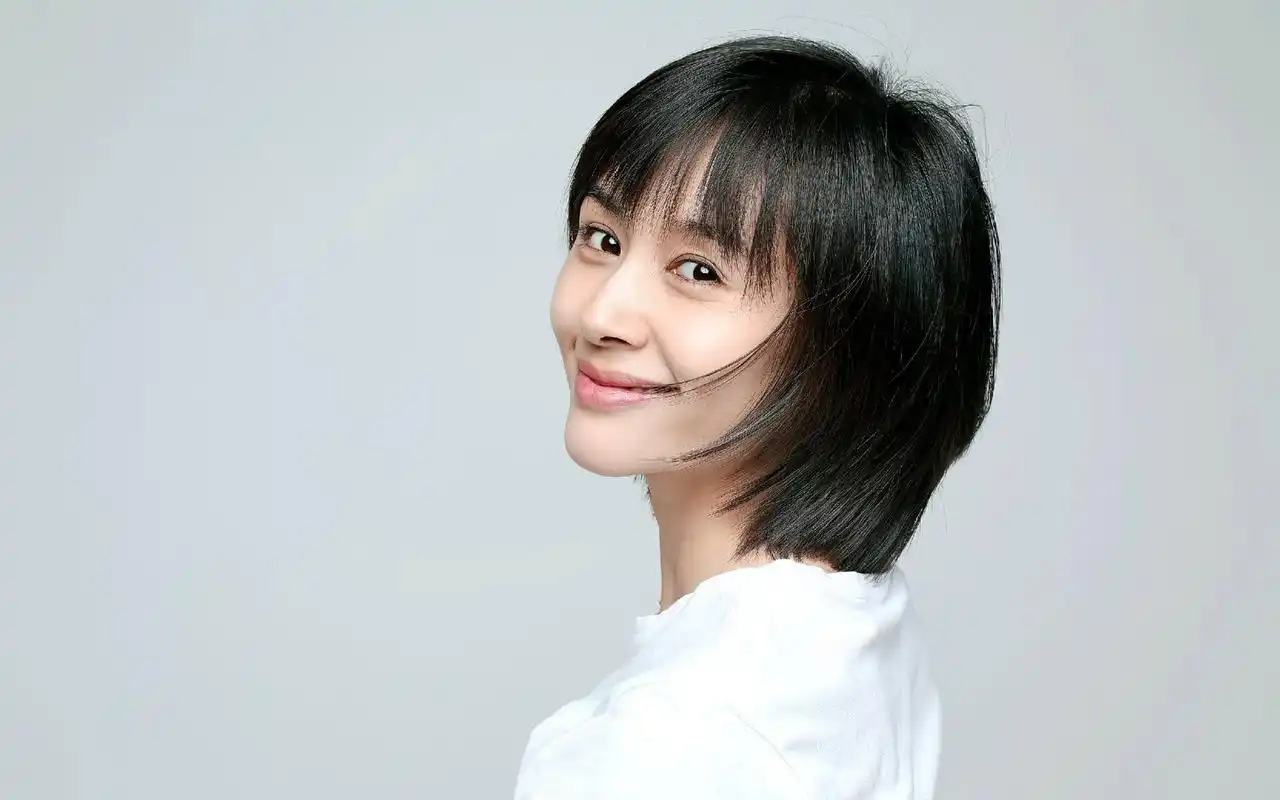 >> 文章内容 >> 爱情长一点的留言句子 帮忙找一些有关爱情的古诗词