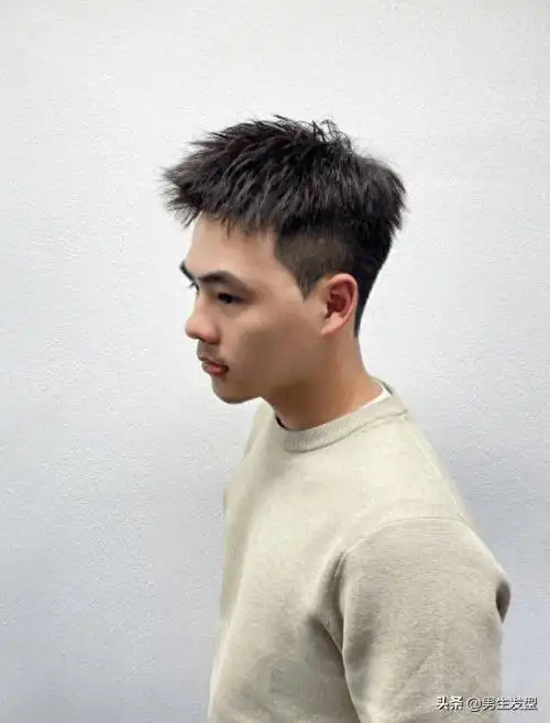 男生"碎盖发型"减龄又帅气,试试这3款,剪完不帅你打我_刘海_自然_头发