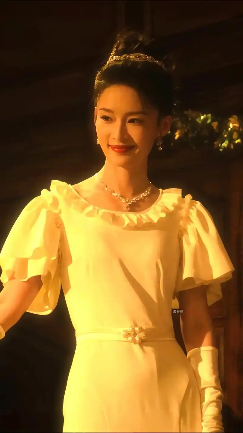 真的是民国白月光啊.#沈近真 #追风者 #李沁 #电视剧追风 - 抖音