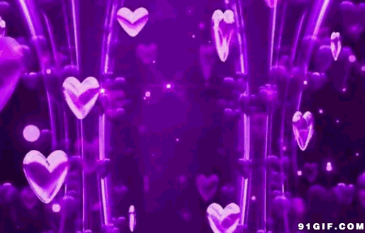 变幻的紫色爱心唯美图片