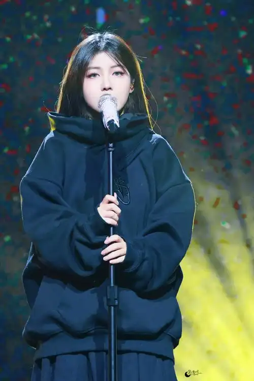 赖美云小七的ab面暖冬音乐会